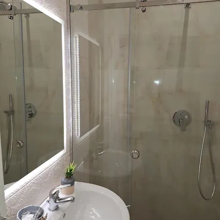 79 Ad Bed & Breakfast Scafati